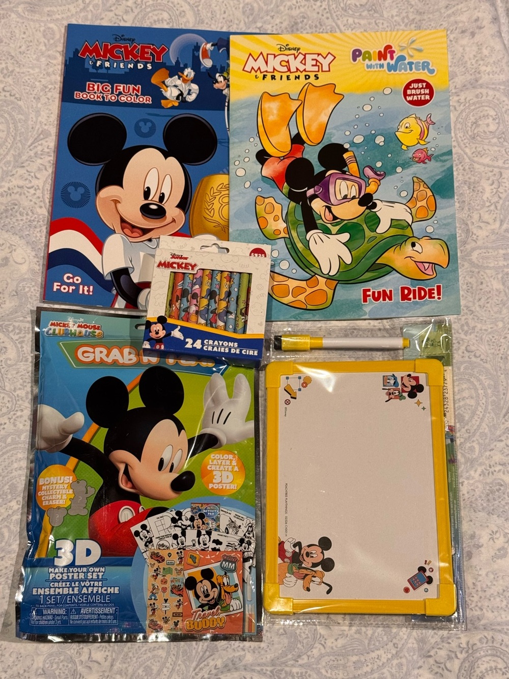 Disney Mickey Mouse Kids Activity Set